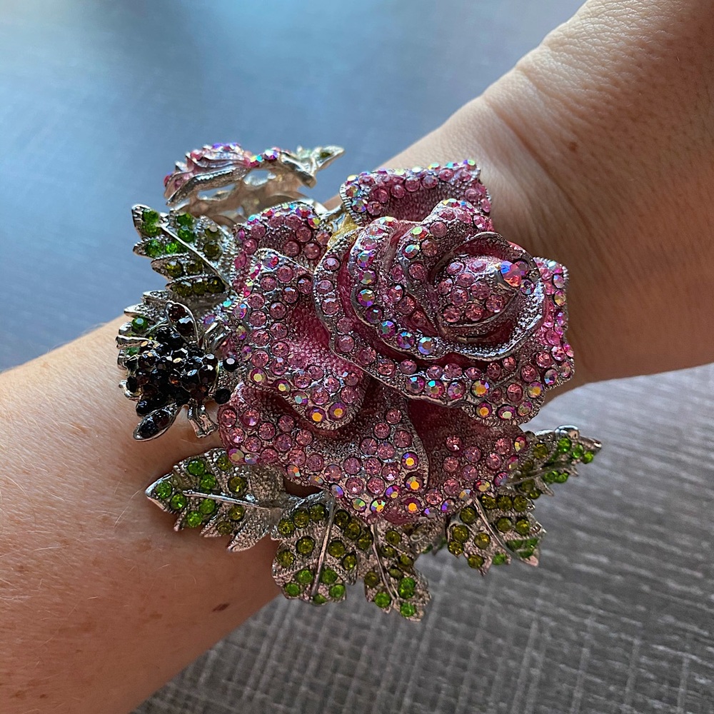 Rhinestone Rose Bangle Bracelet